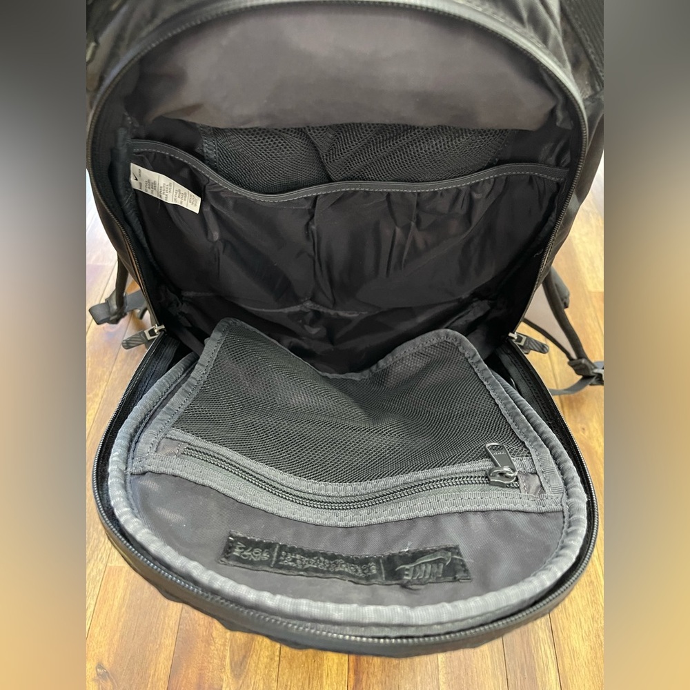 Nike running backpack with rain cover shoe compartment gray gym bag travel bag - Picture 6 of 13